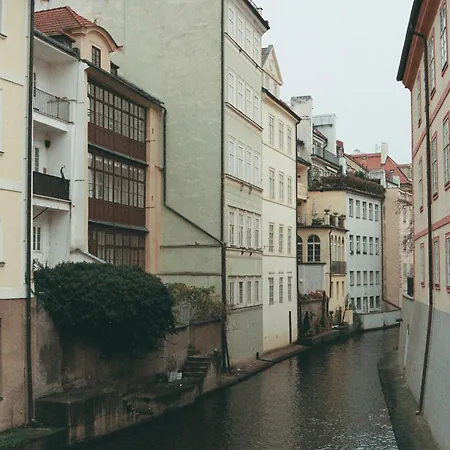 Cozy Atmos Prag